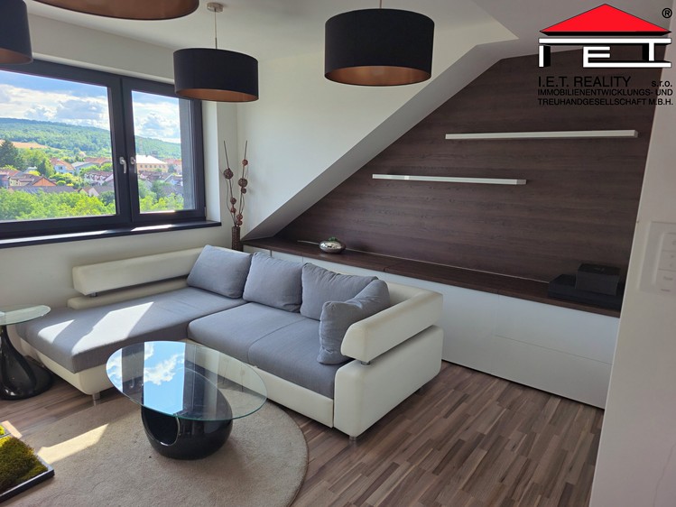 Prodej  vícegeneračního domu 327 m², pozemek 924 m² - foto 6
