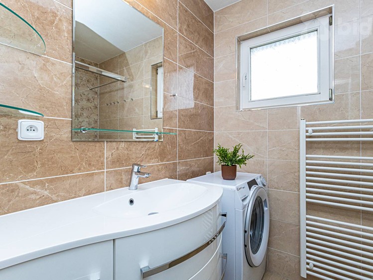 Prodej rodinného domu 146 m², pozemek 1 161 m² - foto 8