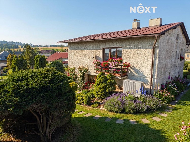 Prodej rodinného domu 167 m², pozemek 1 258 m² - foto 1