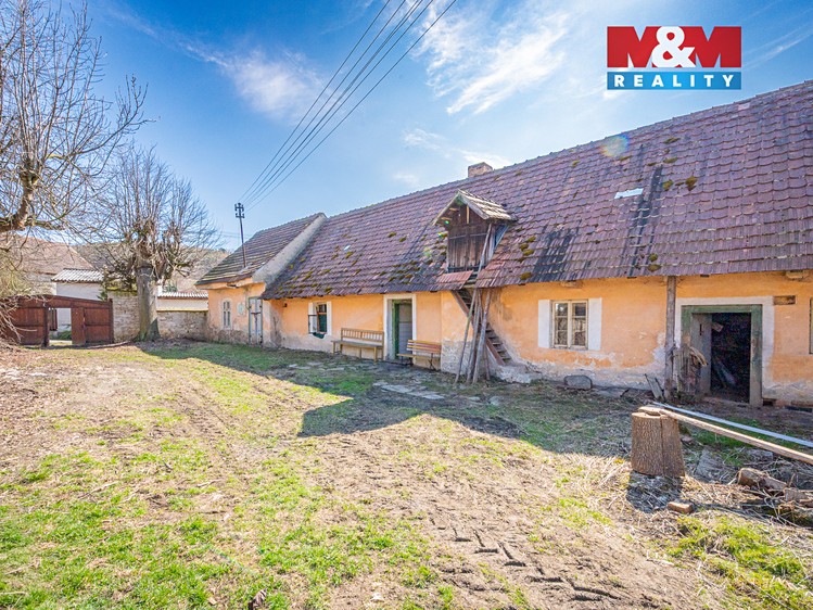 Prodej zemědělské usedlosti 164 m², pozemek 6 155 m² - foto 7