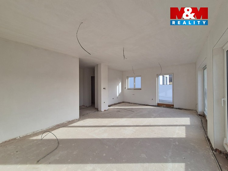 Prodej  rodinného domu 176 m², pozemek 1 452 m² - foto 6