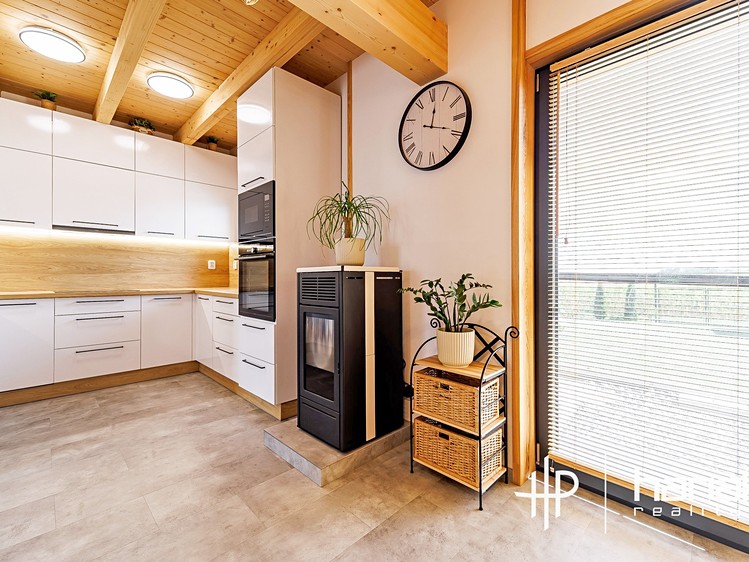Prodej rodinného domu 82 m², pozemek 503 m² - foto 5