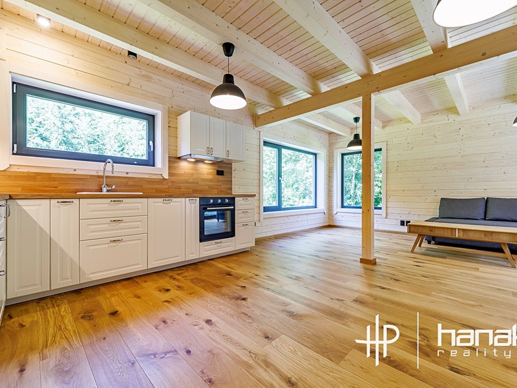 Prodej rodinného domu 121 m², pozemek 2 076 m² - foto 7