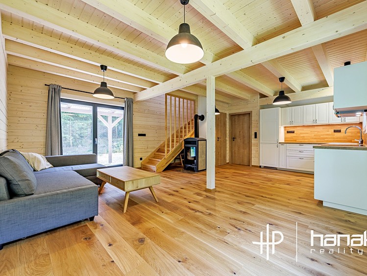Prodej rodinného domu 121 m², pozemek 2 076 m² - foto 6