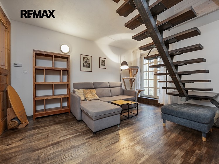 Prodej rodinného domu 103 m², pozemek 342 m² - foto 4