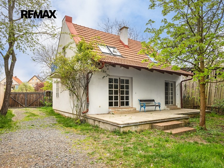 Prodej rodinného domu 103 m², pozemek 342 m² - foto 2
