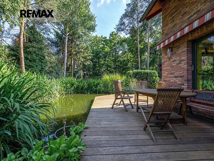 Prodej rodinného domu 280 m², pozemek 1 546 m² - foto 7