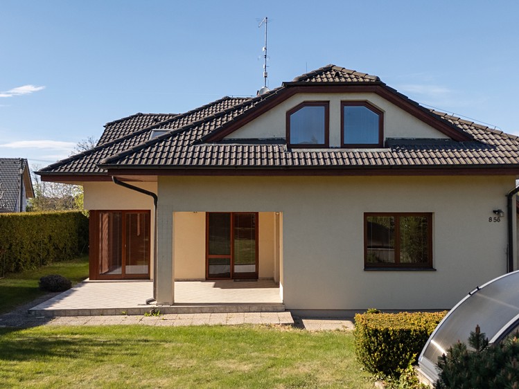 Prodej rodinného domu 270 m², pozemek 1 m² - foto 1