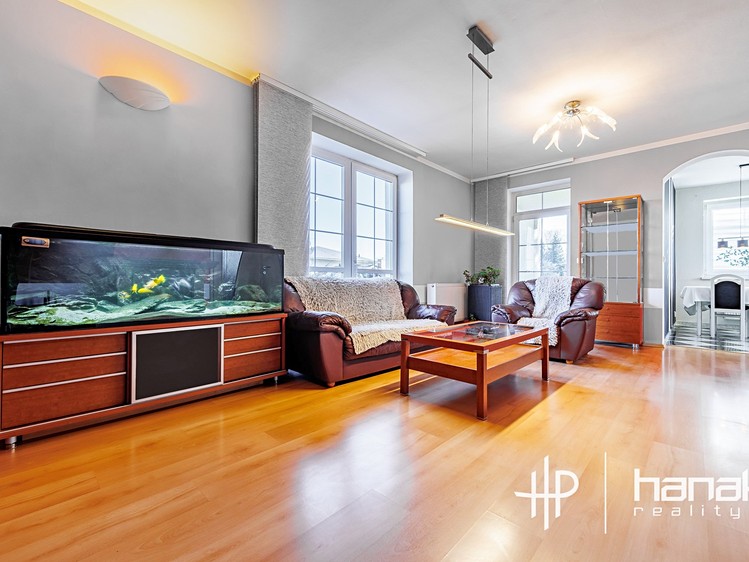 Prodej rodinného domu 146 m², pozemek 689 m² - foto 7