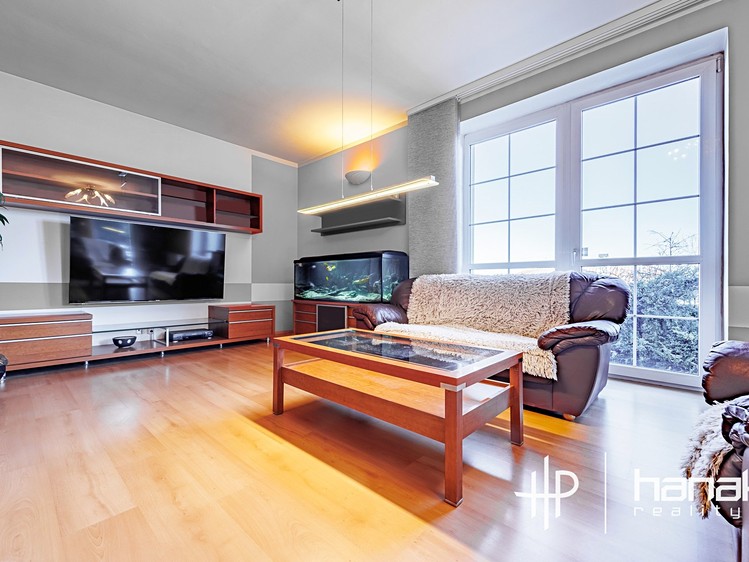 Prodej rodinného domu 146 m², pozemek 689 m² - foto 6