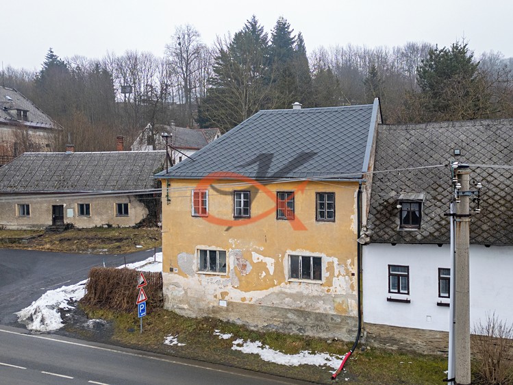 Prodej rodinného domu 300 m², pozemek 202 m² - foto 4
