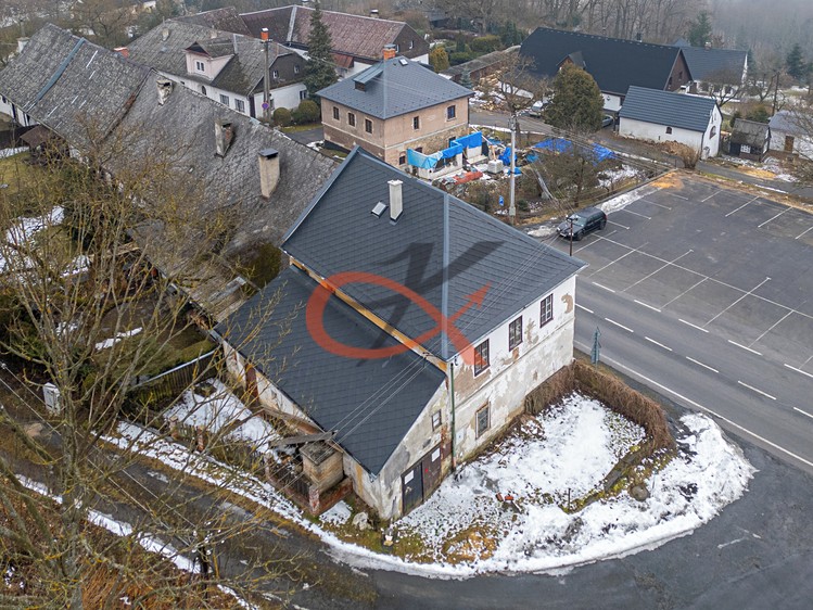 Prodej rodinného domu 300 m², pozemek 202 m² - foto 8