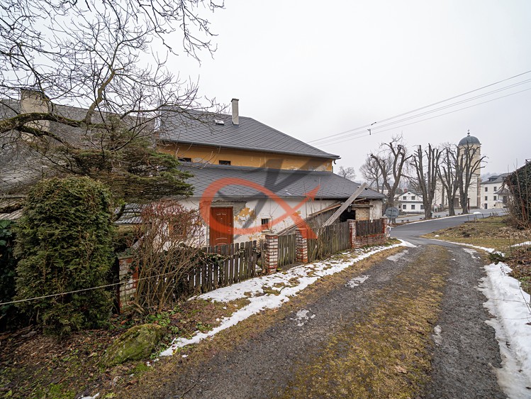 Prodej rodinného domu 300 m², pozemek 202 m² - foto 3