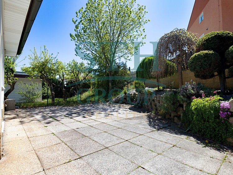 Prodej rodinného domu 190 m², pozemek 225 m² - foto 5
