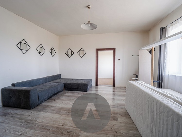 Prodej rodinného domu 150 m², pozemek 831 m² - foto 4