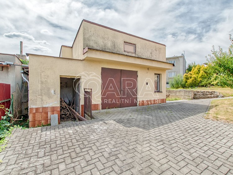 Prodej rodinného domu 230 m², pozemek 846 m² - foto 5