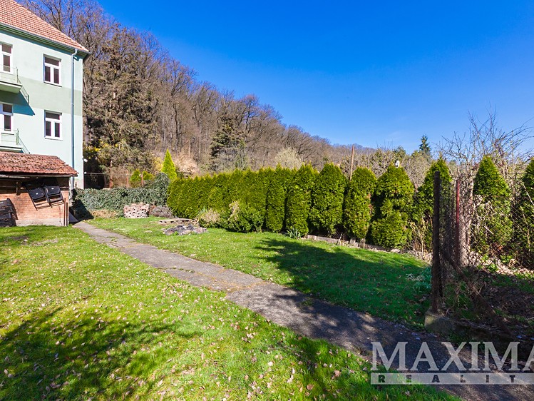 Prodej rodinného domu 200 m², pozemek 444 m² - foto 3