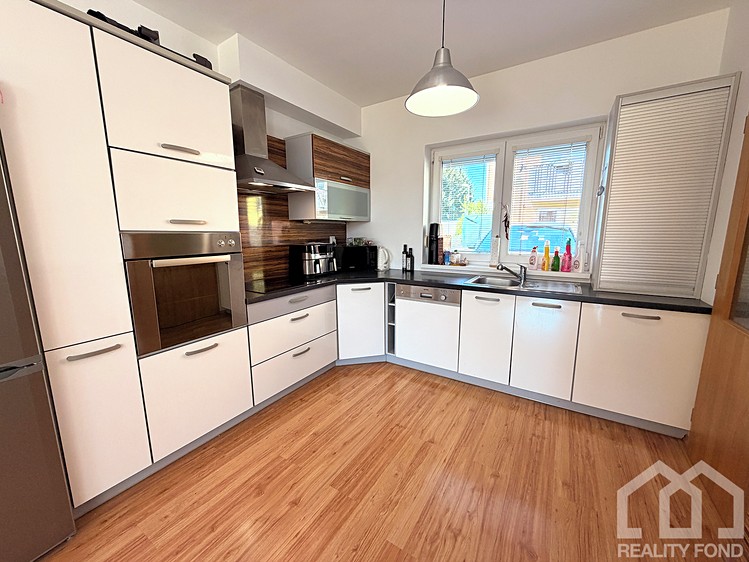 Prodej rodinného domu 81 m², pozemek 118 m² - foto 5