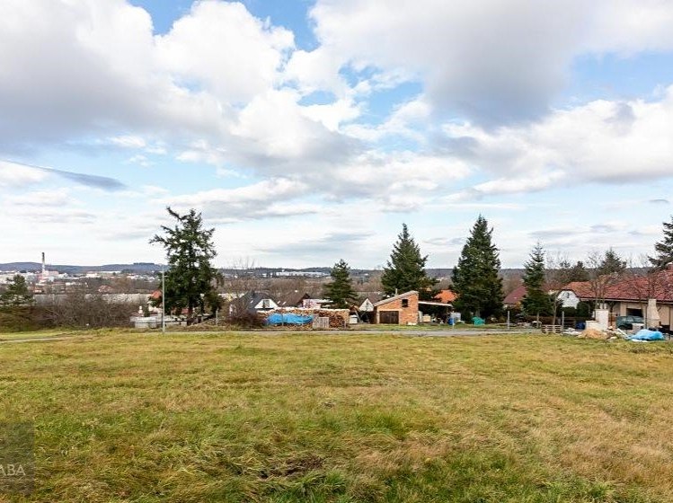 Prodej rodinného domu 175 m², pozemek 1 097 m² - foto 2