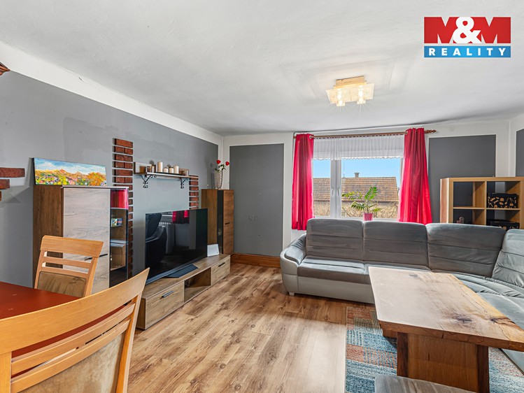 Prodej rodinného domu 98 m², pozemek 300 m² - foto 3