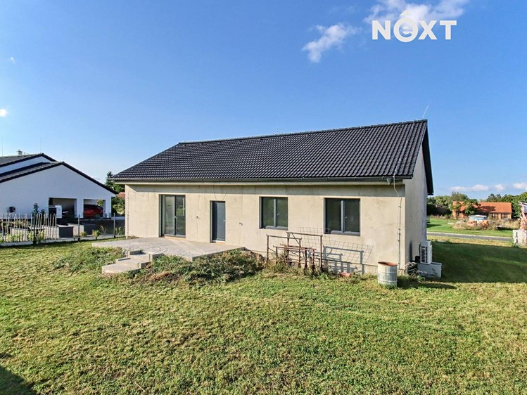 Prodej rodinného domu 139 m², pozemek 813 m² - foto 4