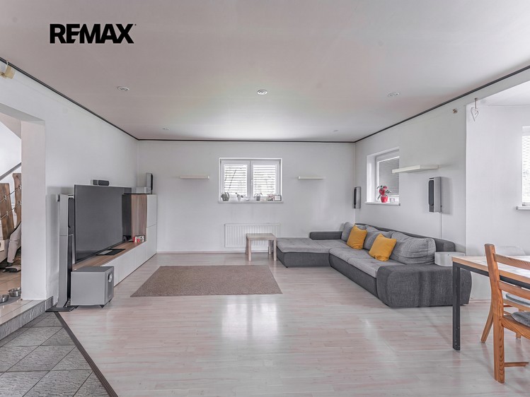 Pronájem rodinného domu 180 m², pozemek 1 108 m² - foto 5
