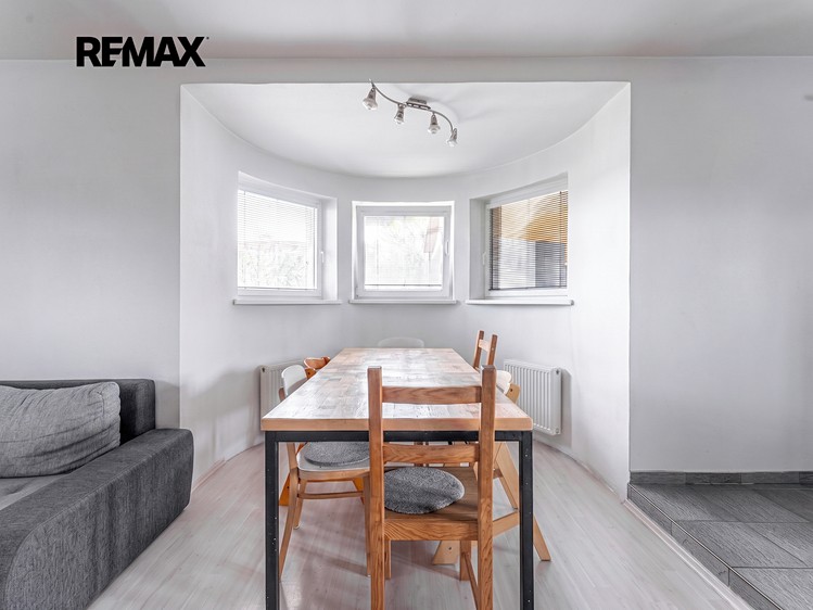 Pronájem rodinného domu 180 m², pozemek 1 108 m² - foto 6
