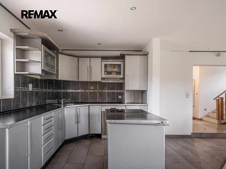 Pronájem rodinného domu 180 m², pozemek 1 108 m² - foto 7