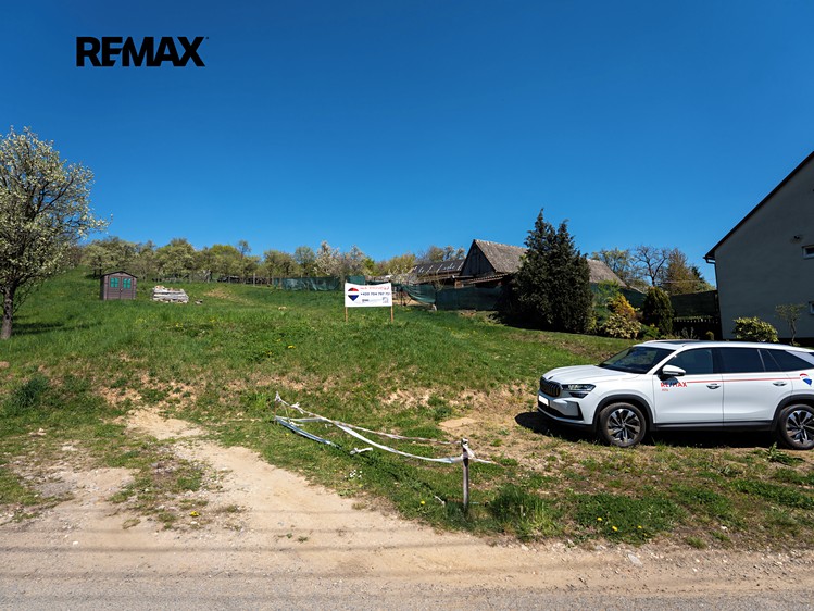 Prodej stavebního pozemku 8 856 m² - foto 5