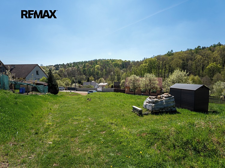 Prodej stavebního pozemku 8 856 m² - foto 6