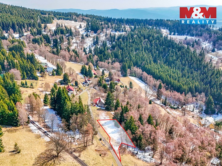 Prodej stavebního pozemku 744 m² - foto 4