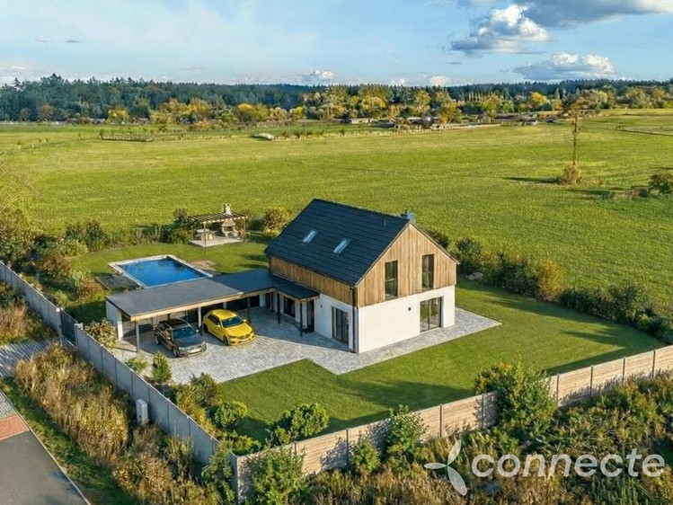 Prodej stavebního pozemku 977 m² - foto 2