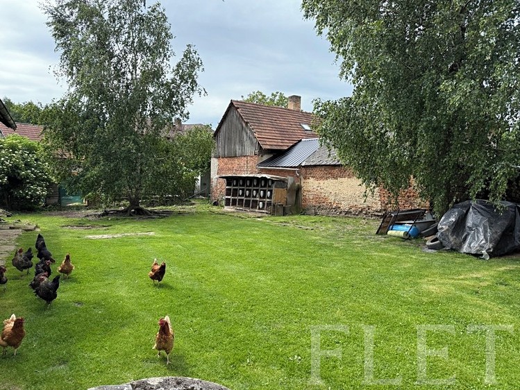 Prodej  stavebního pozemku 679 m² - foto 5