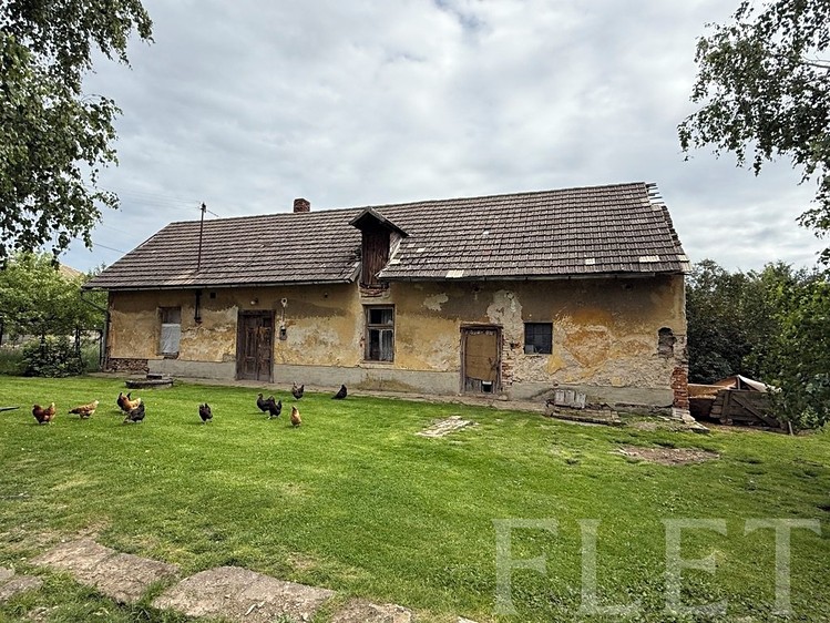 Prodej  stavebního pozemku 679 m² - foto 8