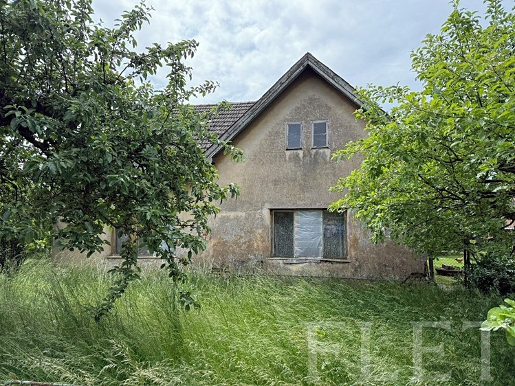 Prodej  stavebního pozemku 679 m² - foto 4