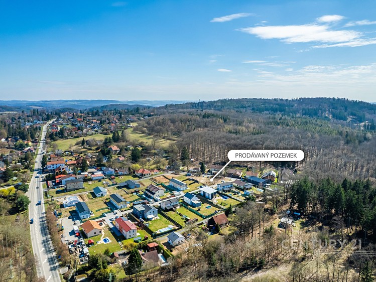 Prodej stavebního pozemku 1 000 m² - foto 4
