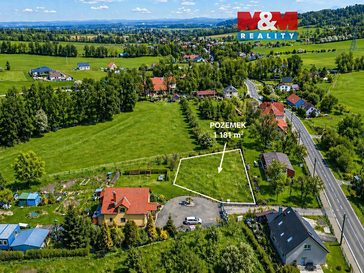 Prodej stavebního pozemku 1 181 m² - foto 1