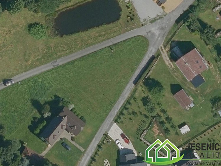 Prodej stavebního pozemku 944 m² - foto 8