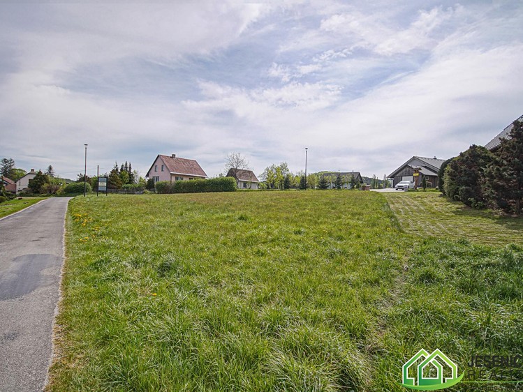 Prodej stavebního pozemku 944 m² - foto 7