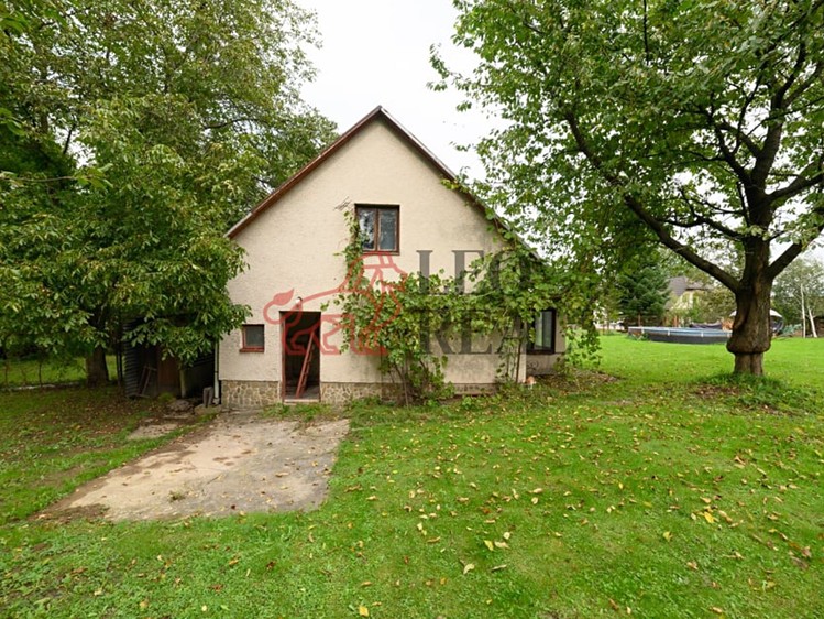Prodej  stavebního pozemku 935 m² - foto 5