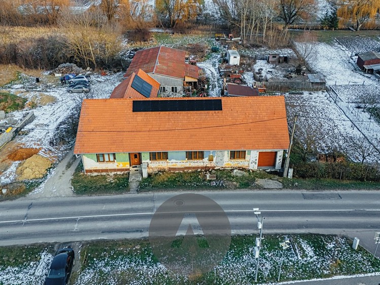 Prodej  stavebního pozemku 1 569 m² - foto 4