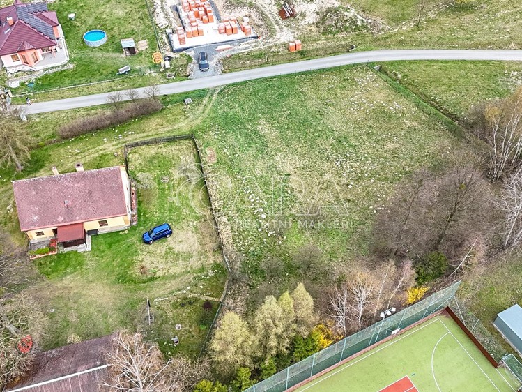 Prodej stavebního pozemku 1 313 m² - foto 7