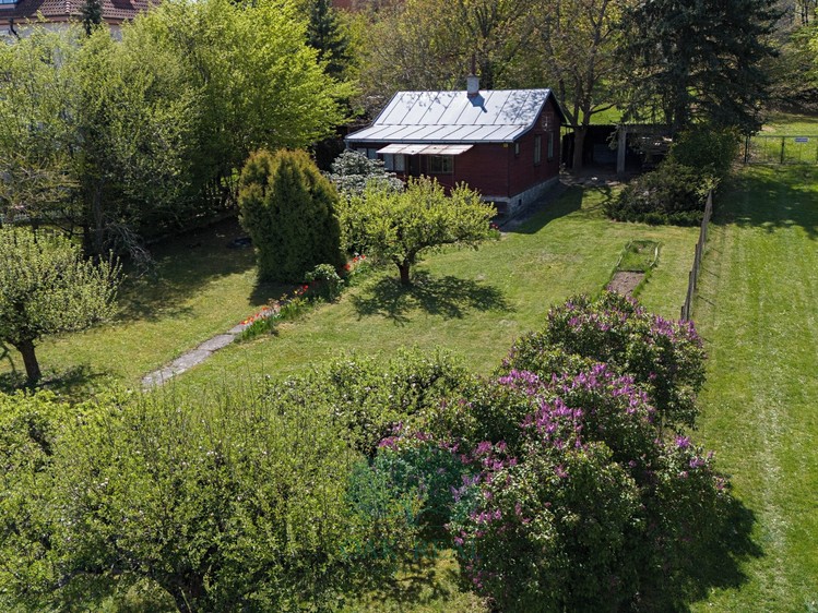 Prodej stavebního pozemku 947 m² - foto 3