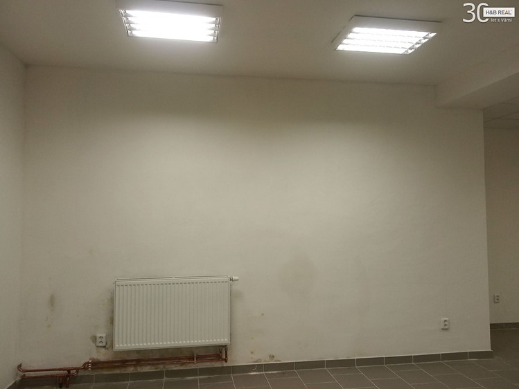 Pronájem obchodního prostoru 43 m² - foto 3