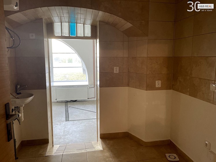 Pronájem obchodního prostoru 30 m² - foto 5