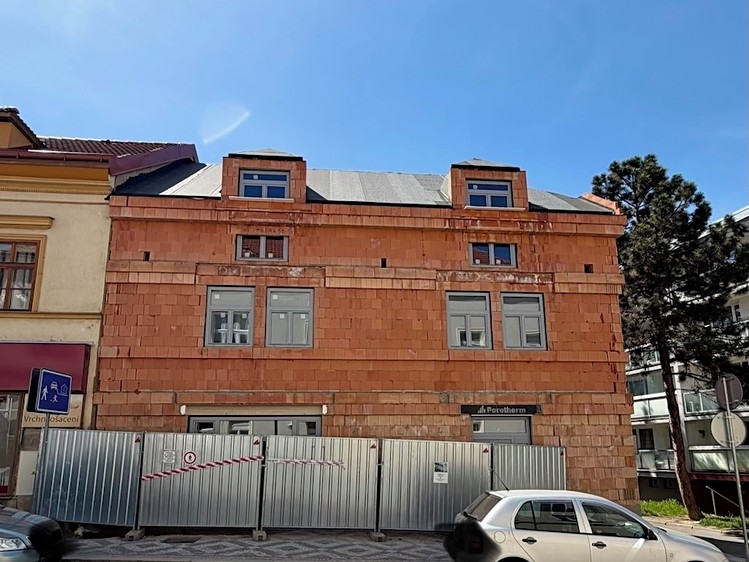 Pronájem komerční nemovitosti 55 m² - foto 5