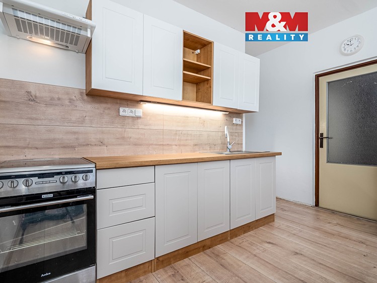 Prodej bytu 3+1 98 m² - foto 1