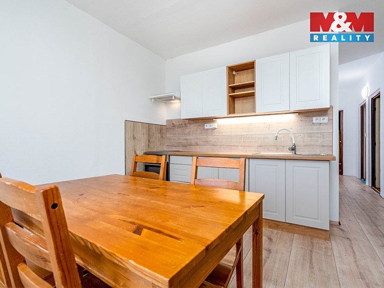 Prodej bytu 3+1 98 m² - foto 2