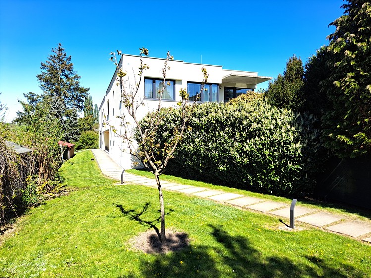 Prodej bytu 2+kk 62 m² - foto 1