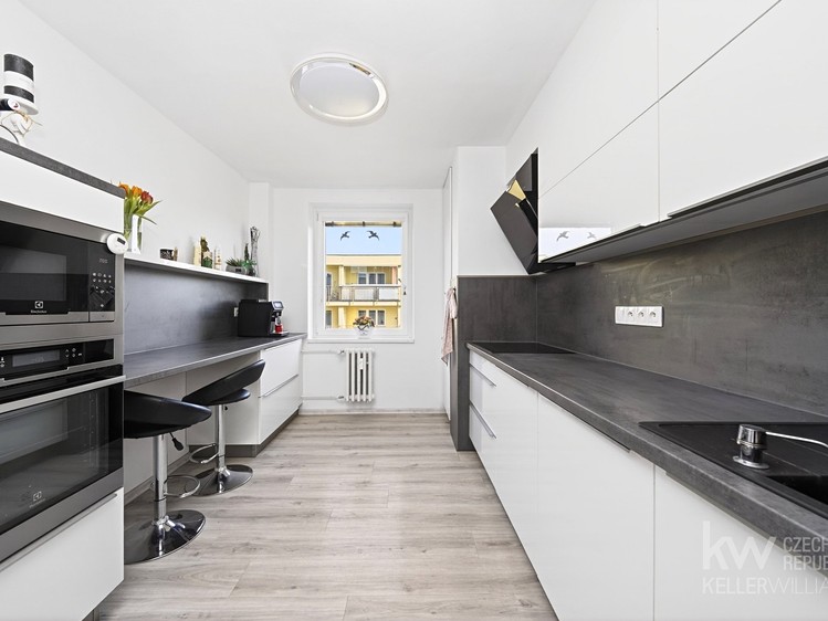 Prodej bytu 3+1 74 m² - foto 2